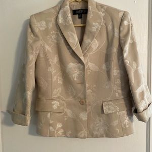 Kasper cream with white embroidery 3/4 sleeve jacket size 6P